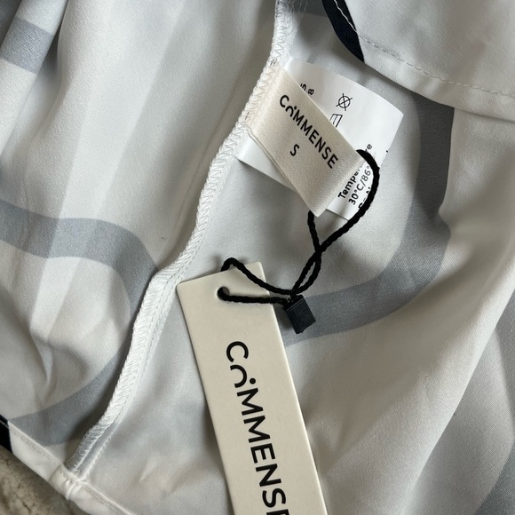 Commense Black and White Abstract Line Print Square Stap Dress Size Small - Picture 3 of 7